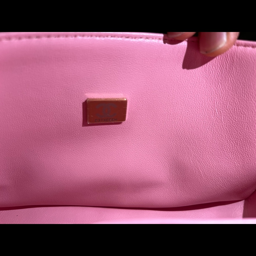 Chanel Small Classic Flap 22C pink caviar - Picture 8 of 11